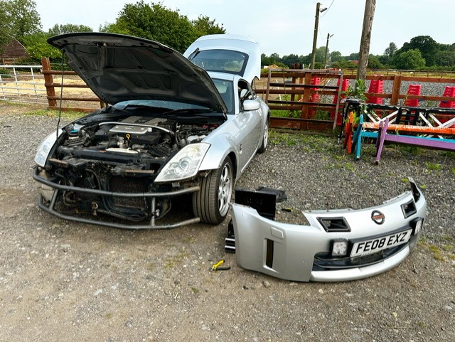 350z bumper off.jpg