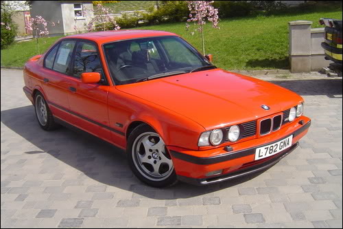 bmwm5.jpg