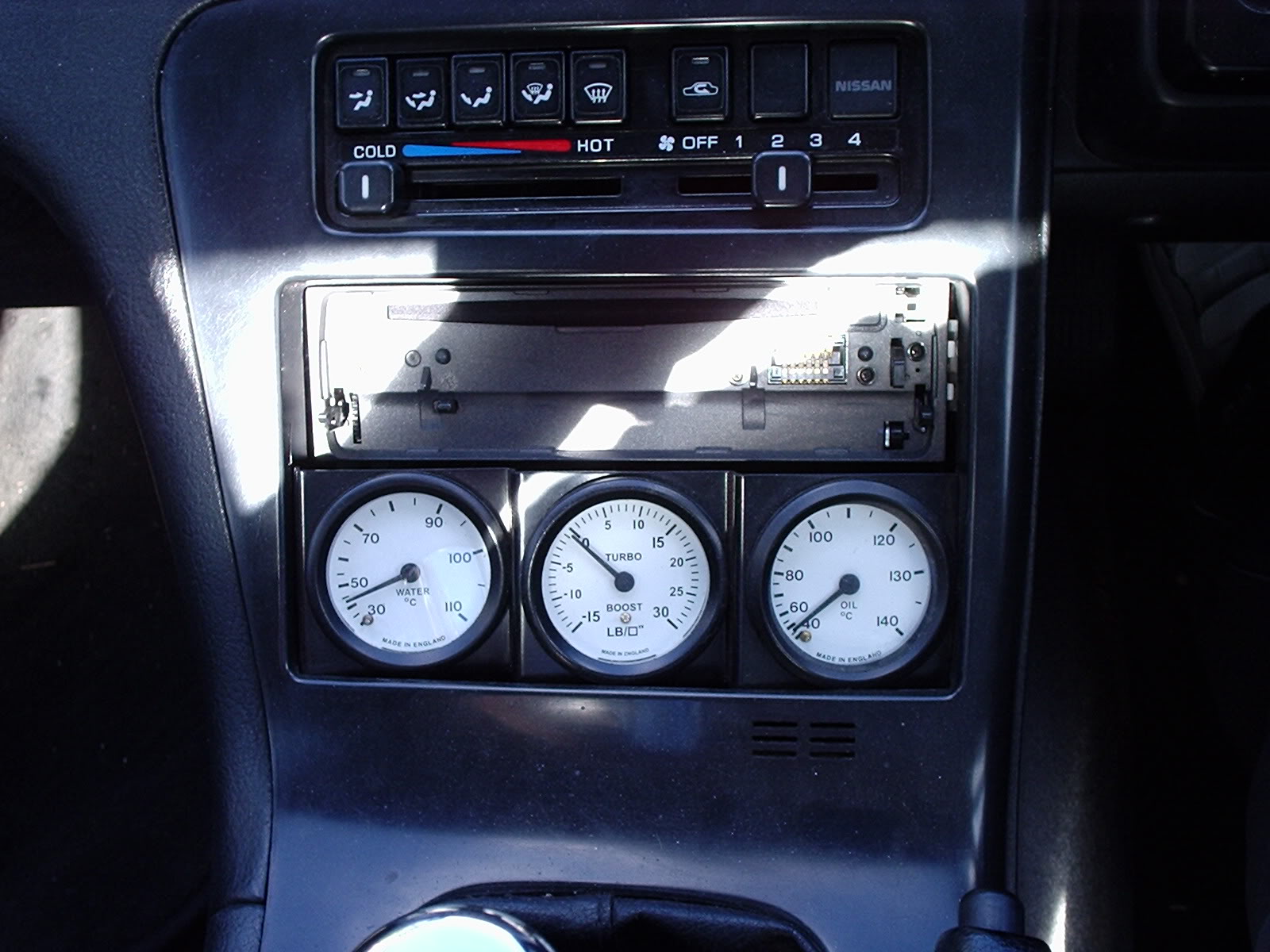 gauges.jpg