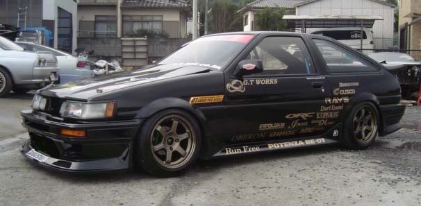 genterasakilevin-hatch-kouki-black.jpg