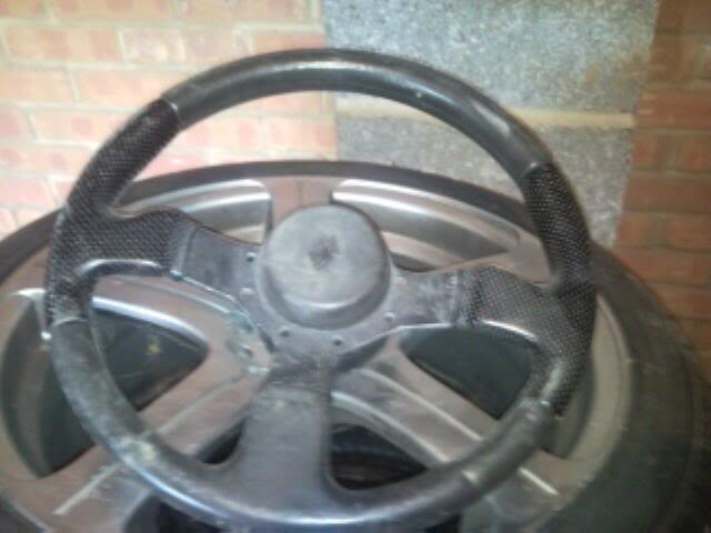 renault5steeringwheel.jpg